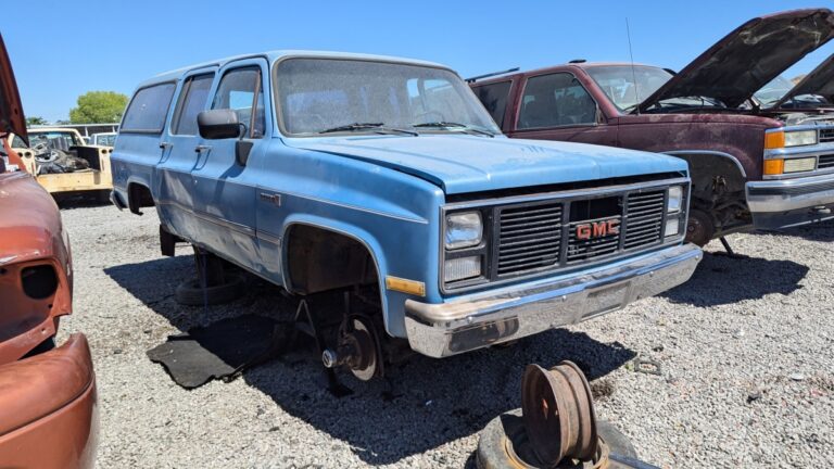 56 1985 GMC Sierrra in Nevada junkyard photo by Murilee Martin