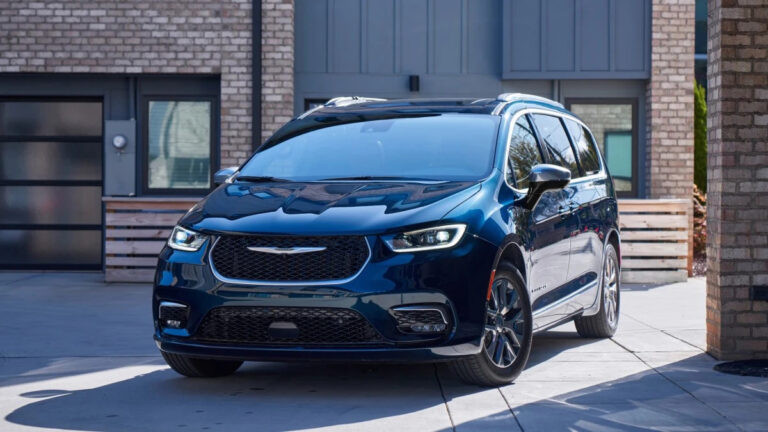 2025 chrysler pacifica