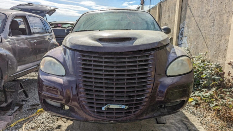 99 2002 Chrysler PT Cruiser in California junkyard photo by Murilee Martin