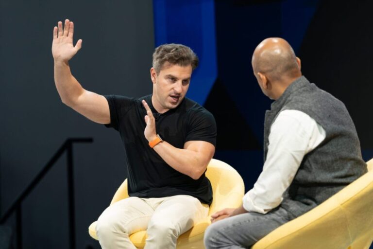 Day2 12 Brian Chesky Airbnb Skift 21 4475 scaled e1747240383892